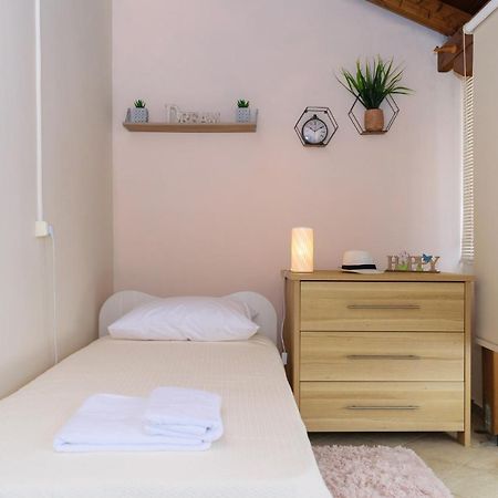 Central Penthouse In Quiet Neighborhood Near Sandy Beach La Canea Exterior foto